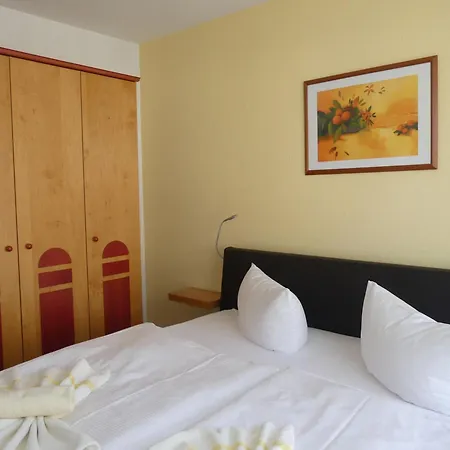 Appartementhaus Binzer Sterne 08 * Binz